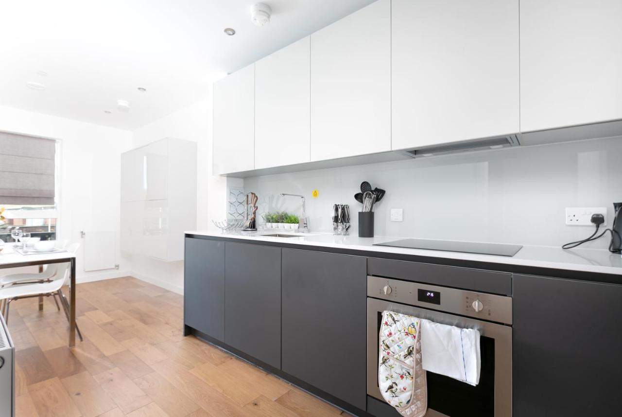 Skyvillion - Olympic View London Stratford Apartment Exterior foto